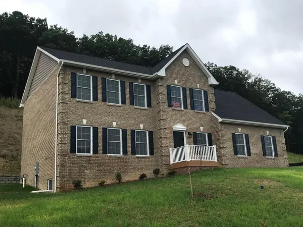 $2,899 | 4240 Campbell View Lane, Roanoke, VA 24018