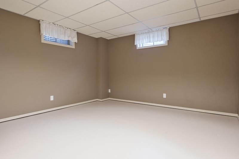 3168 South High Crst Road Beloit, WI 53511 - Photo 40 of 56