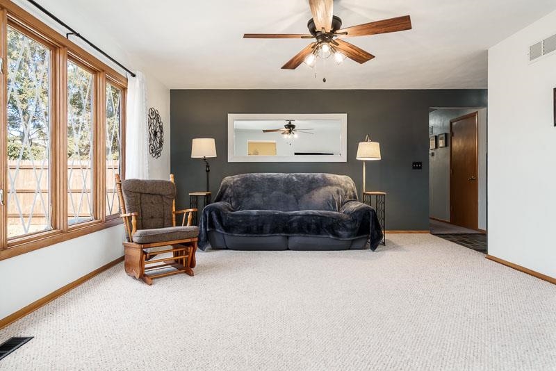 3168 South High Crst Road Beloit, WI 53511 - Photo 9 of 56