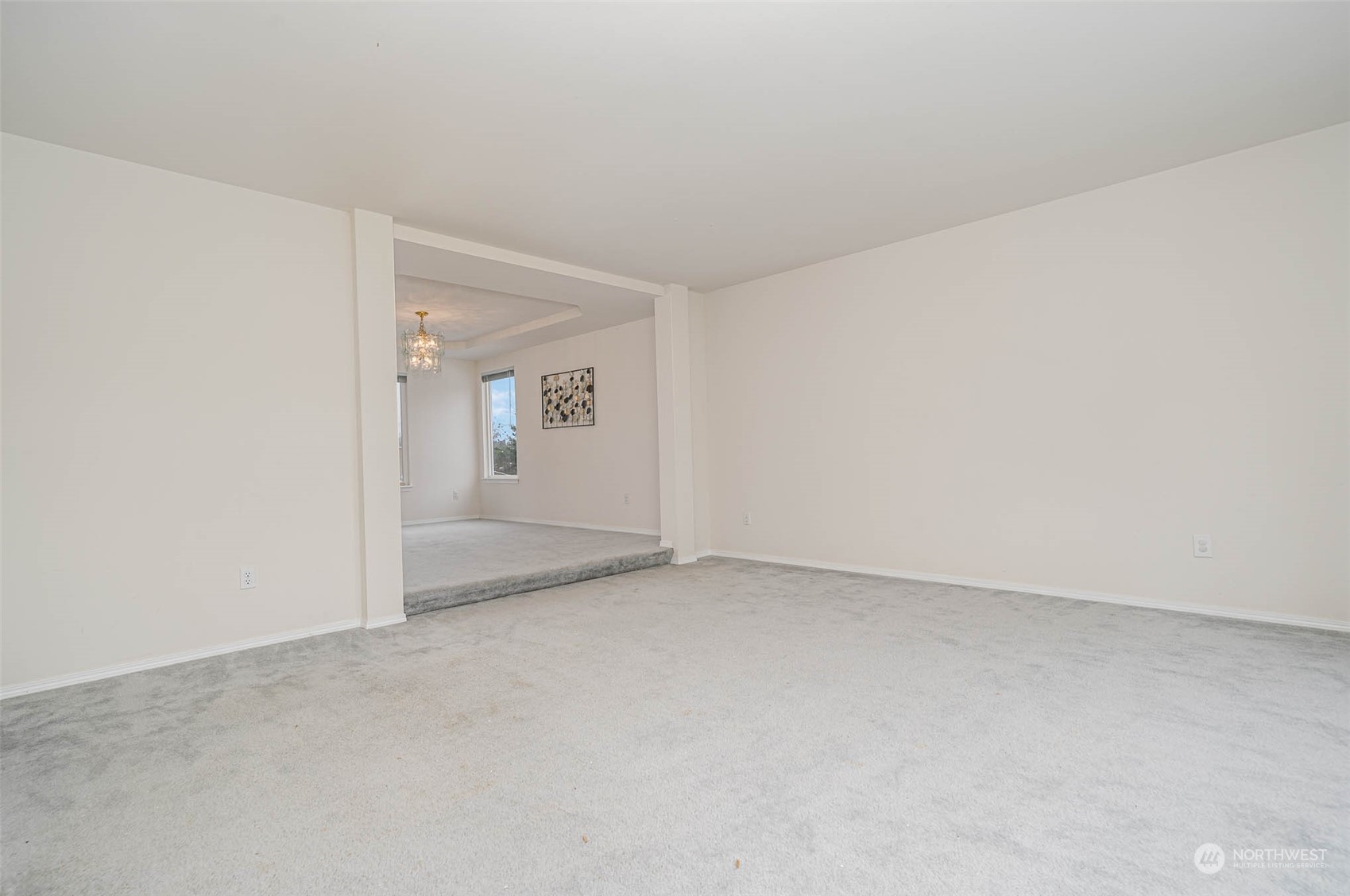 14539 144th Place Southeast Renton, WA 98059 - Photo 21 of 37 a view of an empty room and glass door