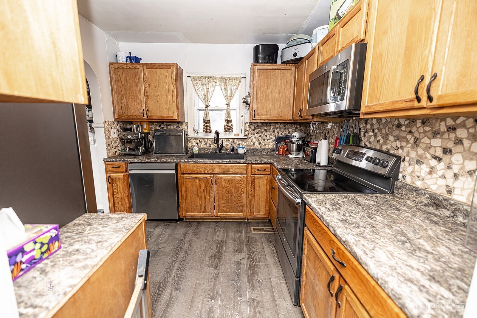 1014 Stevens Street Wenatchee, WA 98801 - Photo 3 of 18