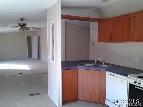 223 Marlowe Road Marion, NC 28752 - Photo 5 of 13 Gallery Image 5