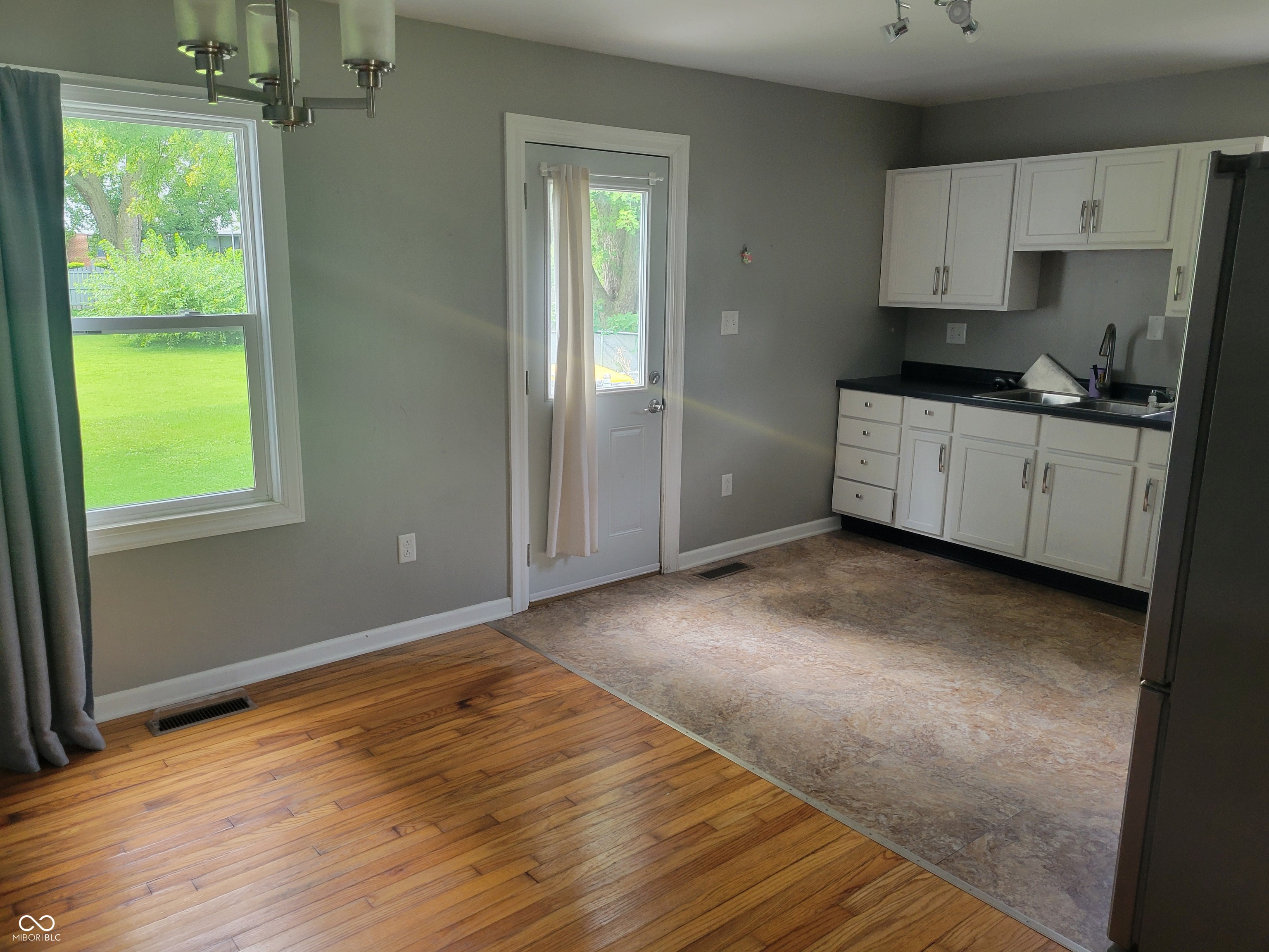 1343 Lindberg Road Anderson, IN 46012 - Photo 5 of 5