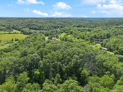 $375,500 | 1540 Centerville Highway, Hohenwald, TN 38462