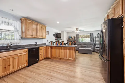 $375,500 | 1540 Centerville Highway, Hohenwald, TN 38462