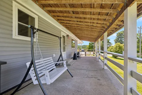 $375,500 | 1540 Centerville Highway, Hohenwald, TN 38462