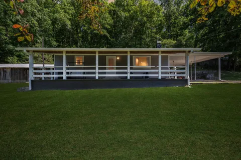 $375,500 | 1540 Centerville Highway, Hohenwald, TN 38462