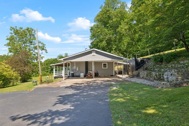 $375,500 | 1540 Centerville Highway, Hohenwald, TN 38462