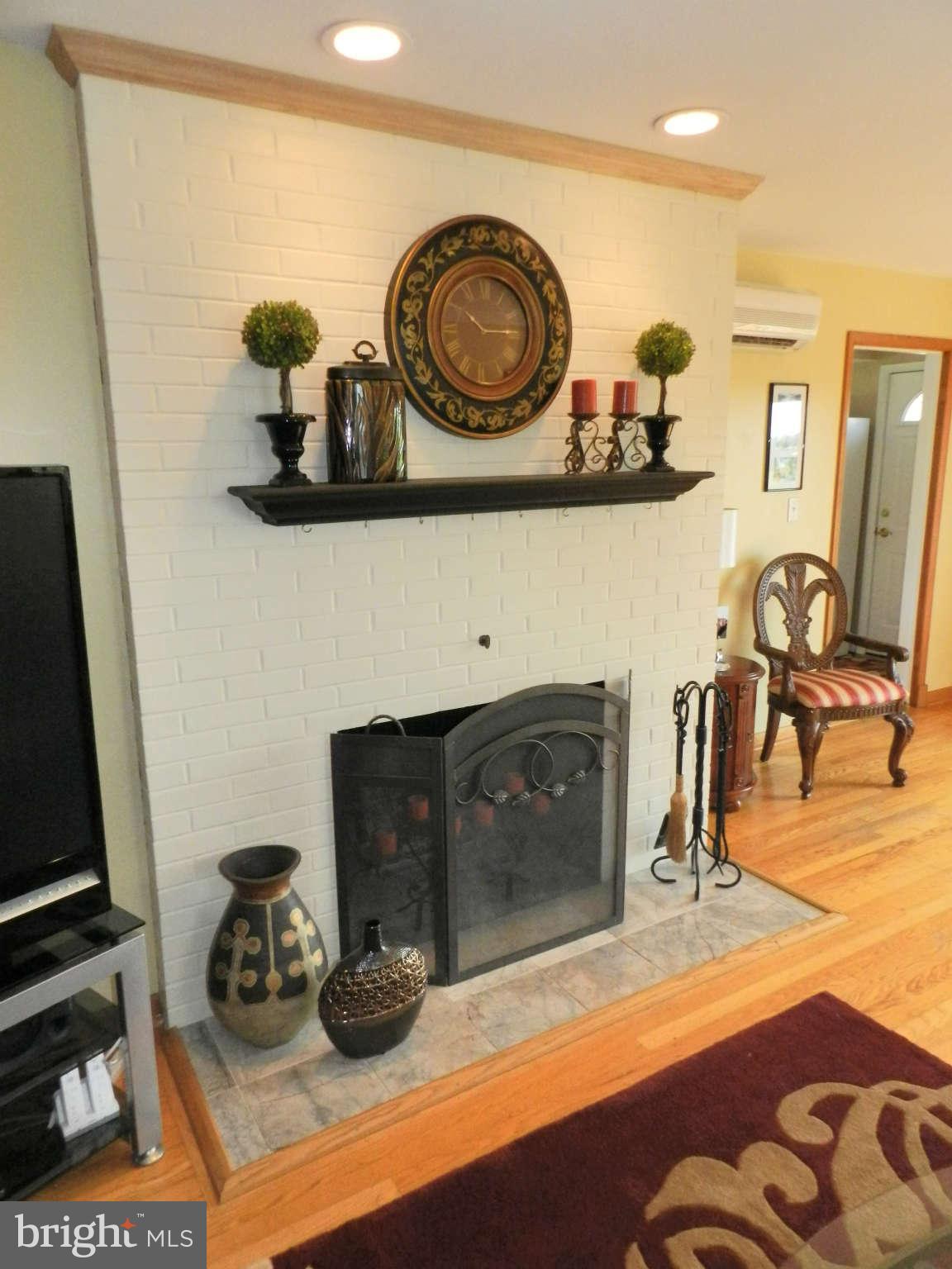 4755 Dave Rill Road Hampstead, MD 21074 - Photo 12 of 30 Living Room