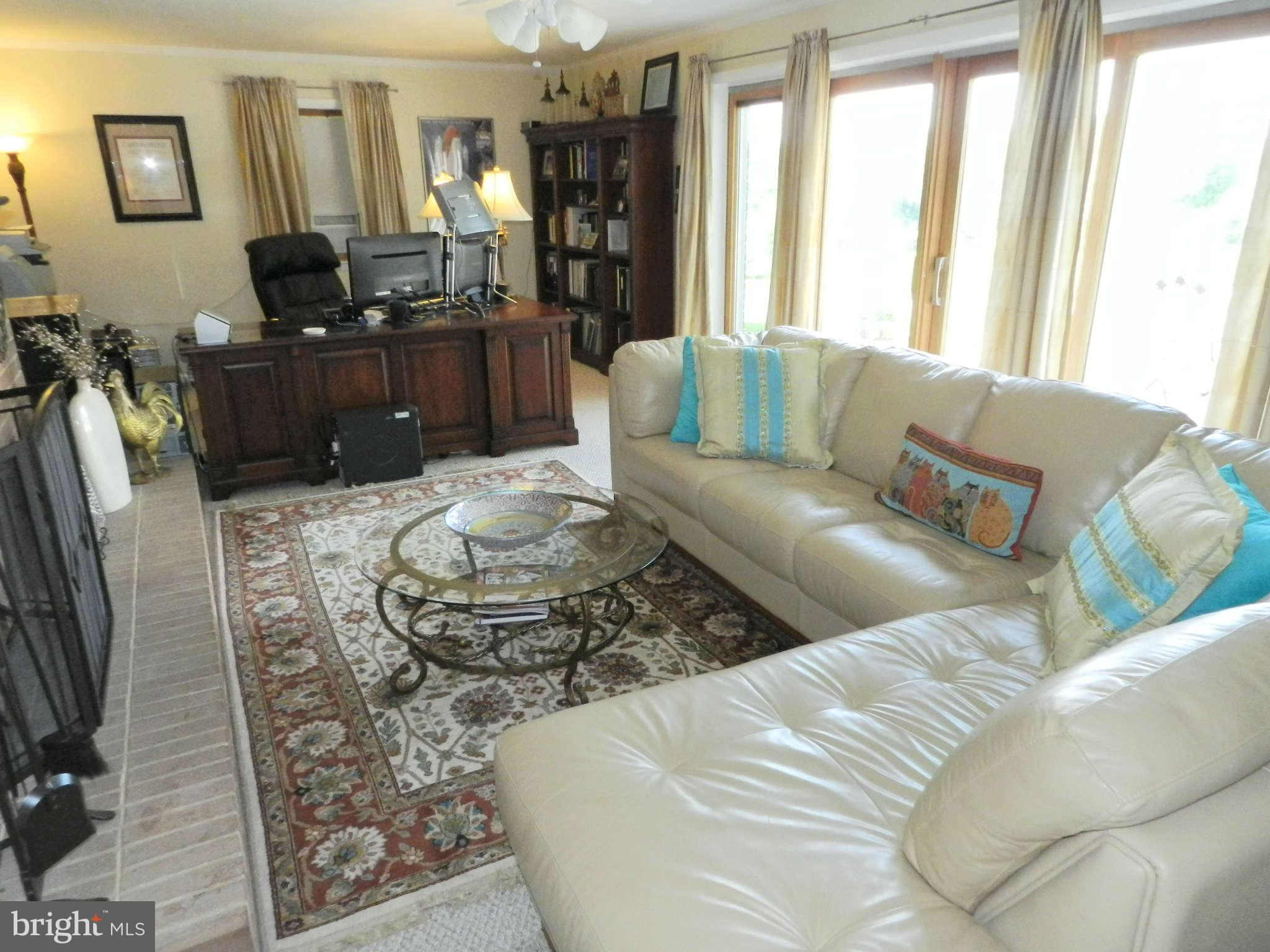 4755 Dave Rill Road Hampstead, MD 21074 - Photo 21 of 30 Family Room