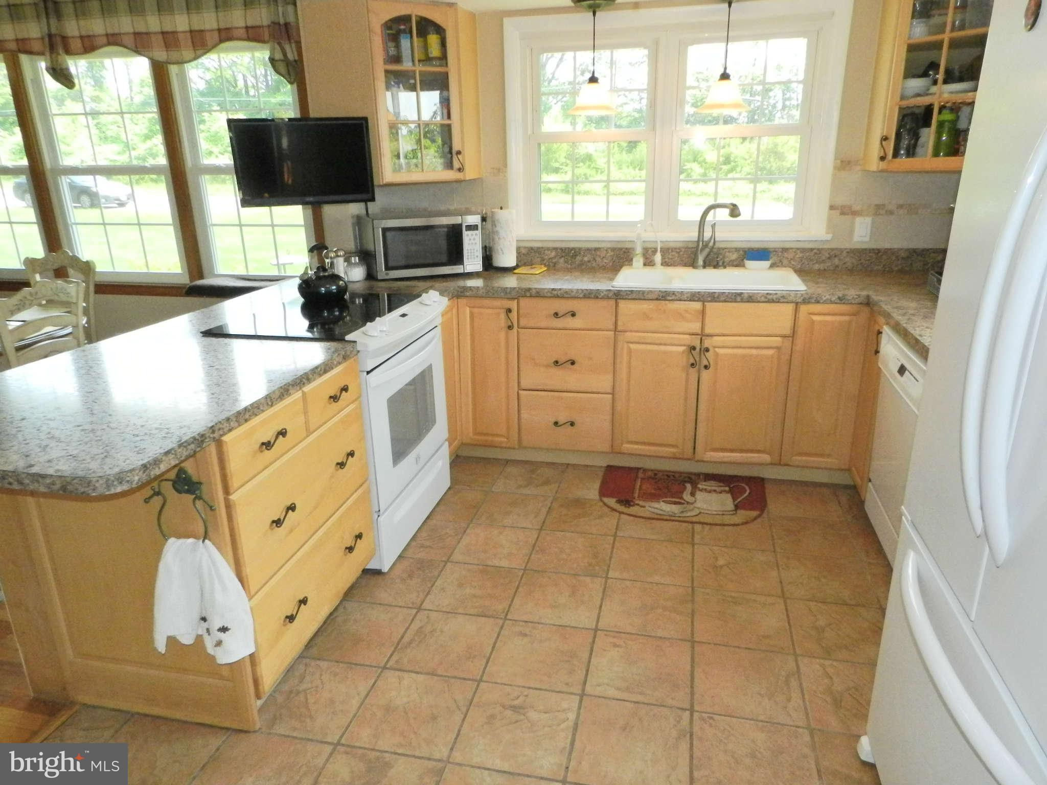4755 Dave Rill Road Hampstead, MD 21074 - Photo 6 of 30 Kitchen