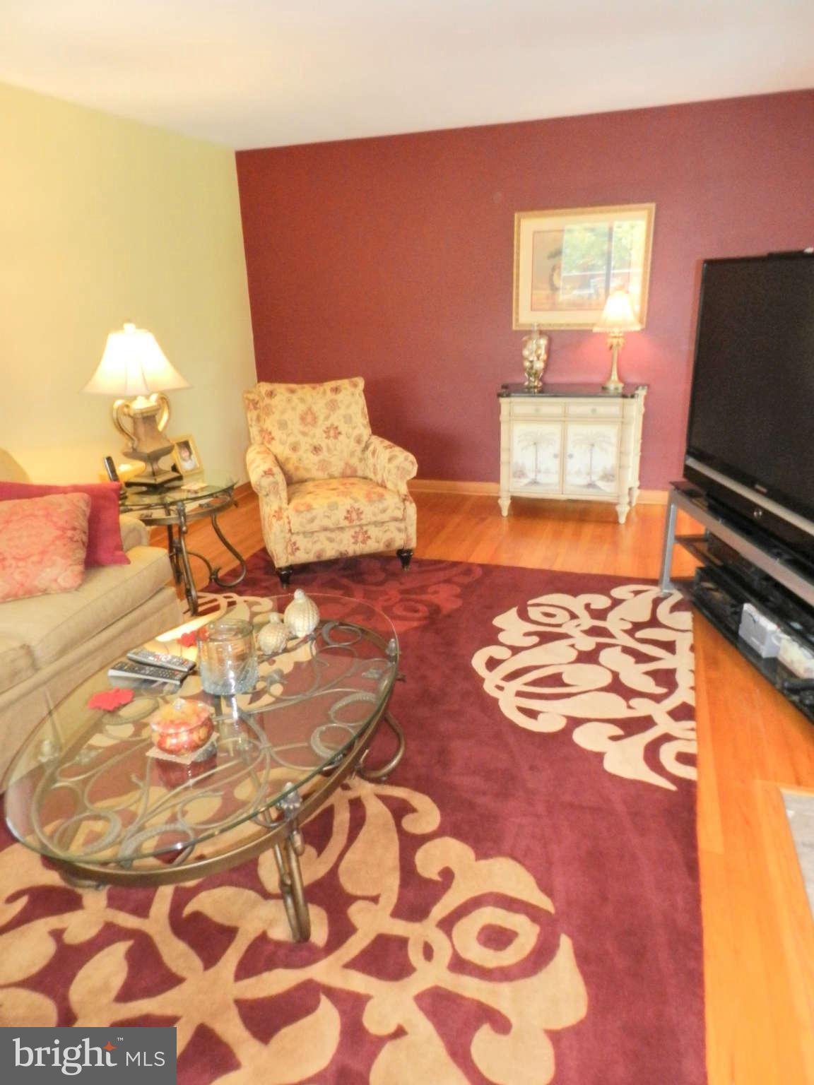 4755 Dave Rill Road Hampstead, MD 21074 - Photo 9 of 30 Living Room