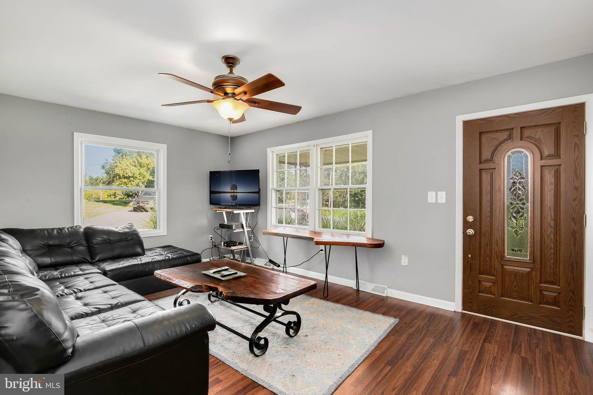6903 Plantation Road Frederick, MD 21701 - Photo 5 of 28 Gallery Image 5