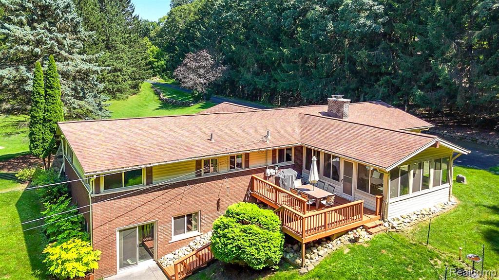 9245 Pine Knob Road Clarkston, MI 48348 - Photo 58 of 61