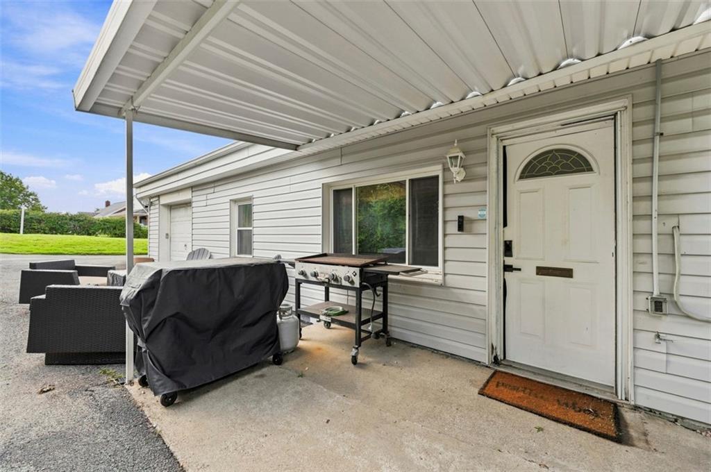 259 Evans City Road Butler, PA 16001 - Photo 7 of 33 Gallery Image 7