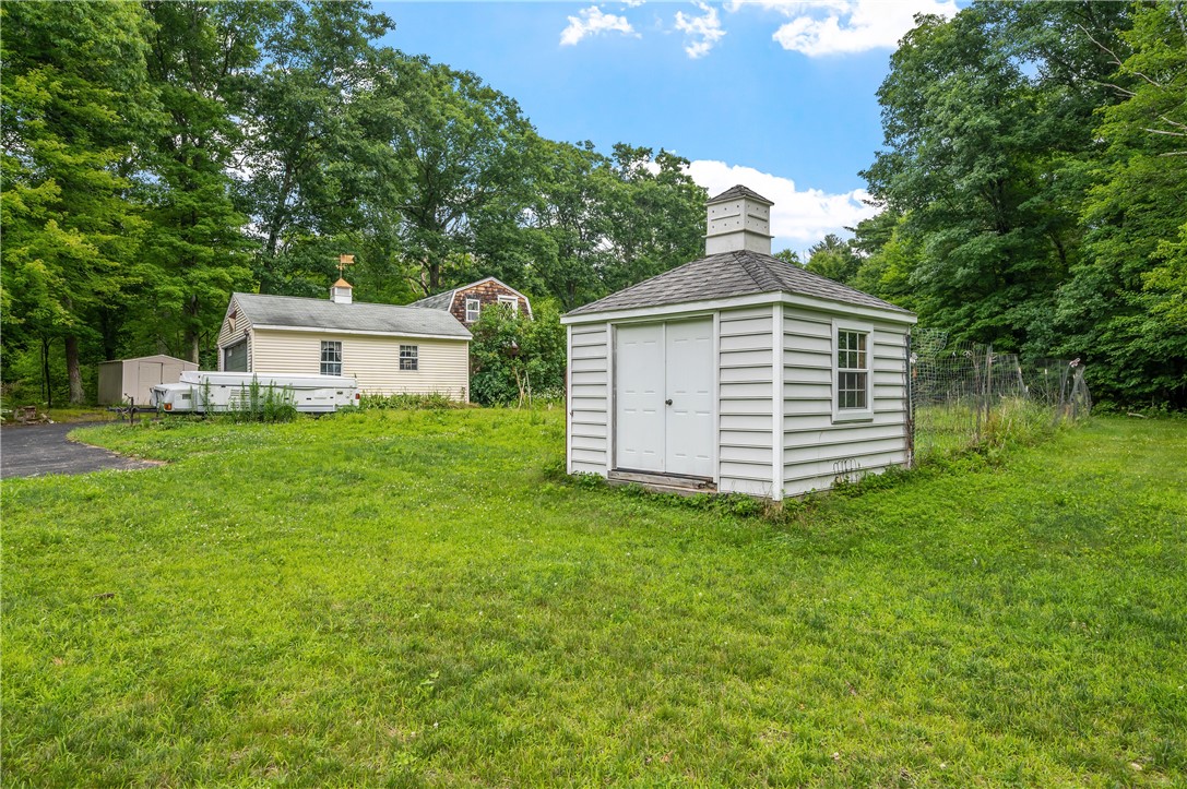 71 Collins Taft Road Burrillville, RI 02830 - Photo 13 of 39