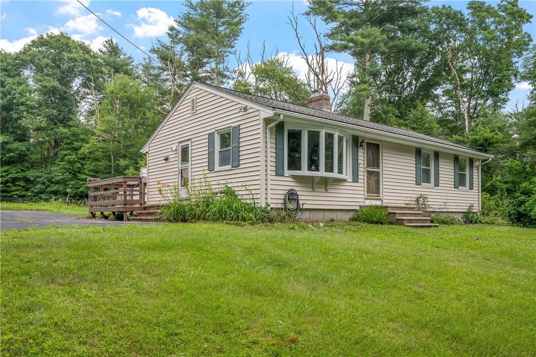71 Collins Taft Road Burrillville, RI 02830 - Photo 7 of 39
