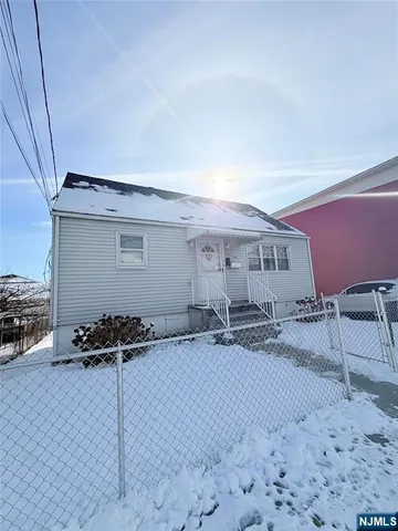 $1,200 | 96 Westminster Place, Garfield, NJ 07026