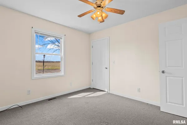 $165,000 | 3765 Pet Cemetery Road, Springfield, IL 62707