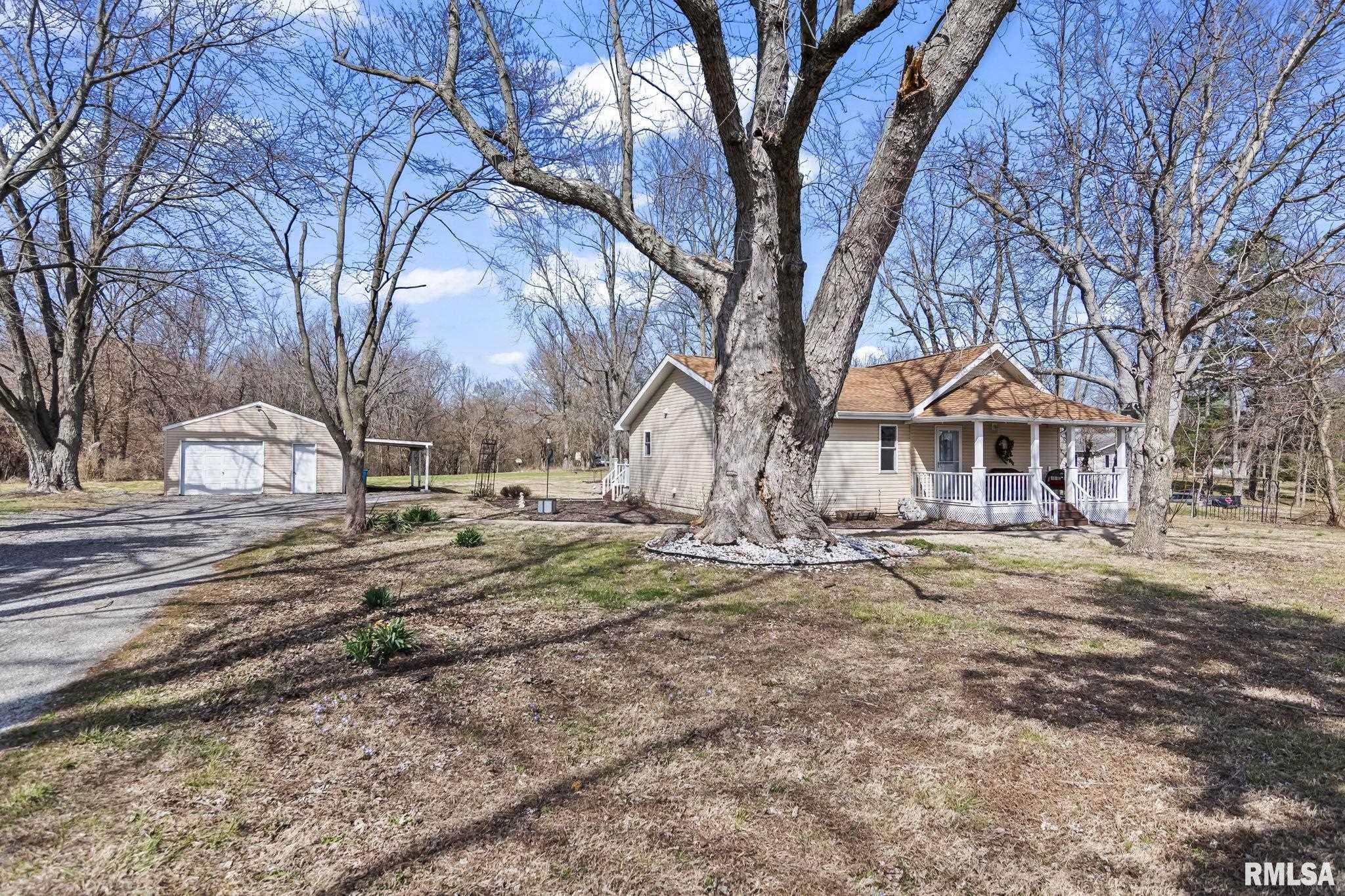 3765 Pet Cemetery Road Springfield, IL 62707 - Photo 2 of 37
