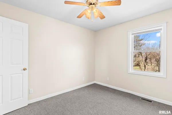 $165,000 | 3765 Pet Cemetery Road, Springfield, IL 62707