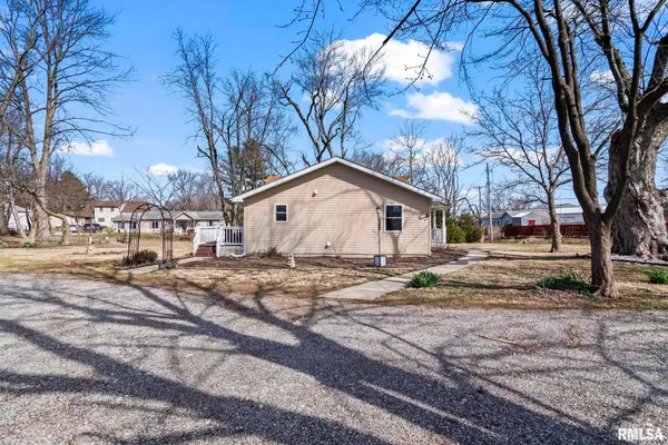 $165,000 | 3765 Pet Cemetery Road, Springfield, IL 62707