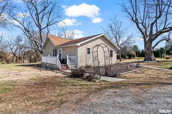 $165,000 | 3765 Pet Cemetery Road, Springfield, IL 62707