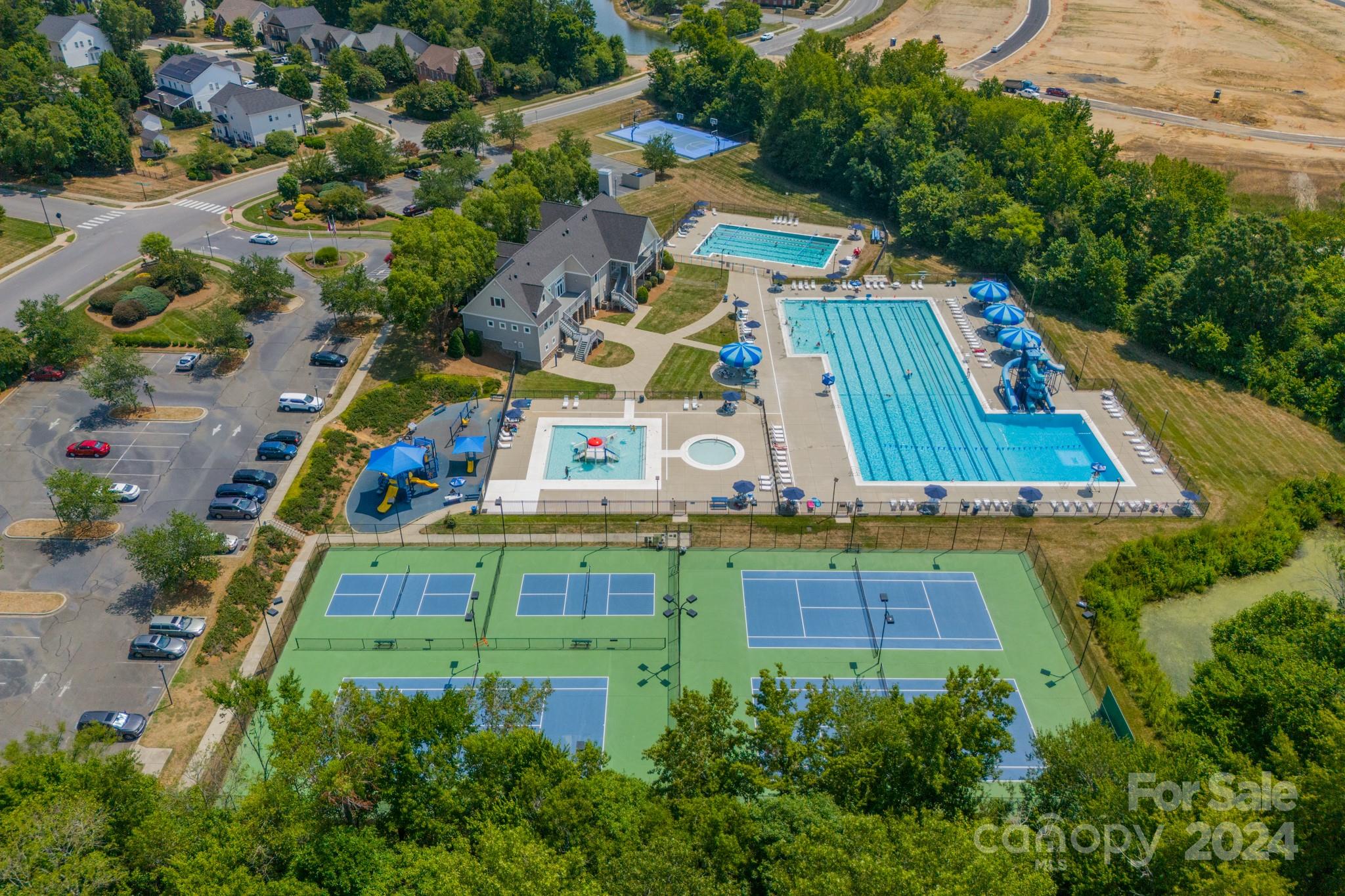 1262 Amber Ridge Road Northwest Concord, NC 28027 - Photo 3 of 39 Gallery Image 3