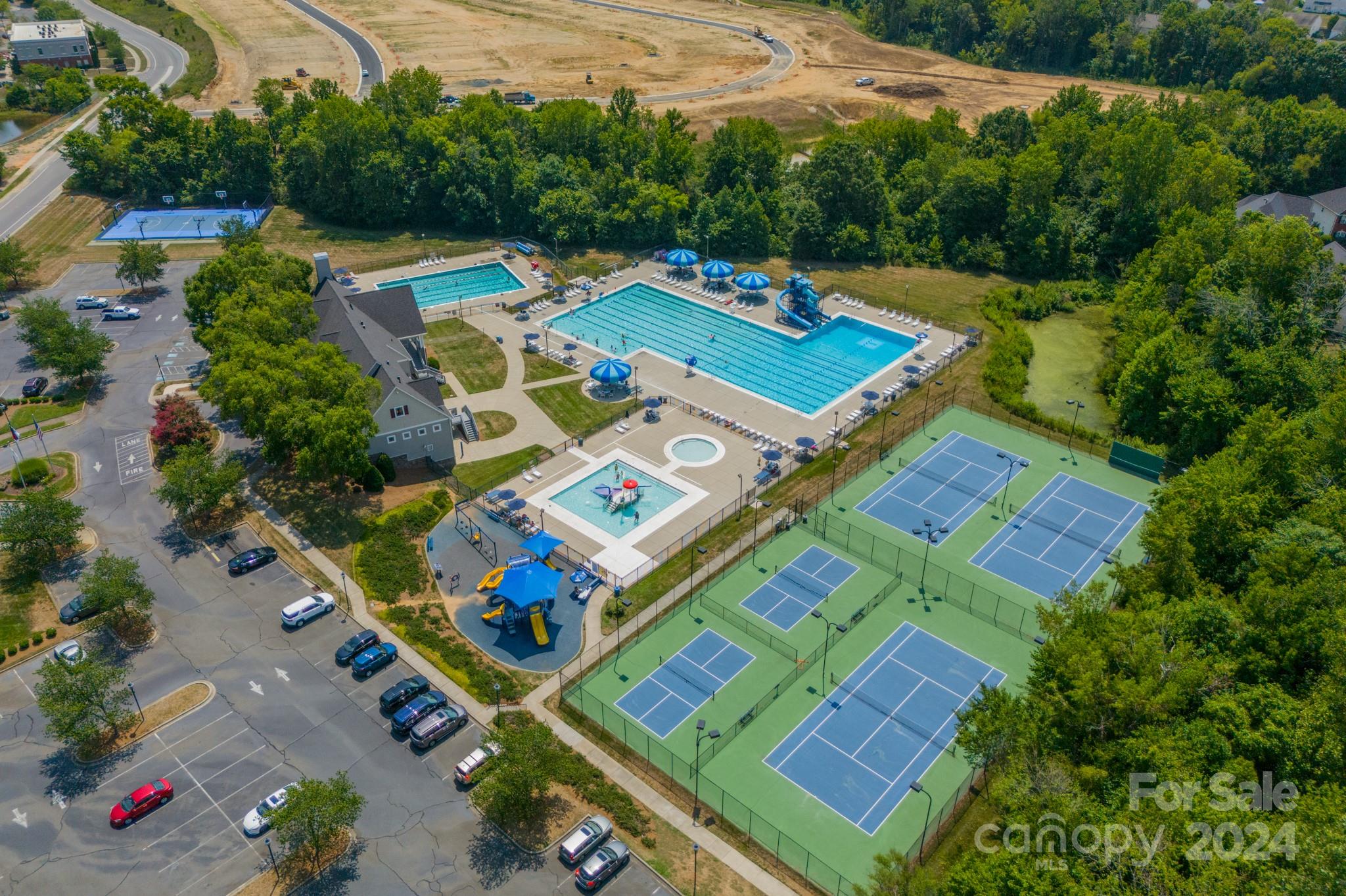 1262 Amber Ridge Road Northwest Concord, NC 28027 - Photo 4 of 39 Gallery Image 4