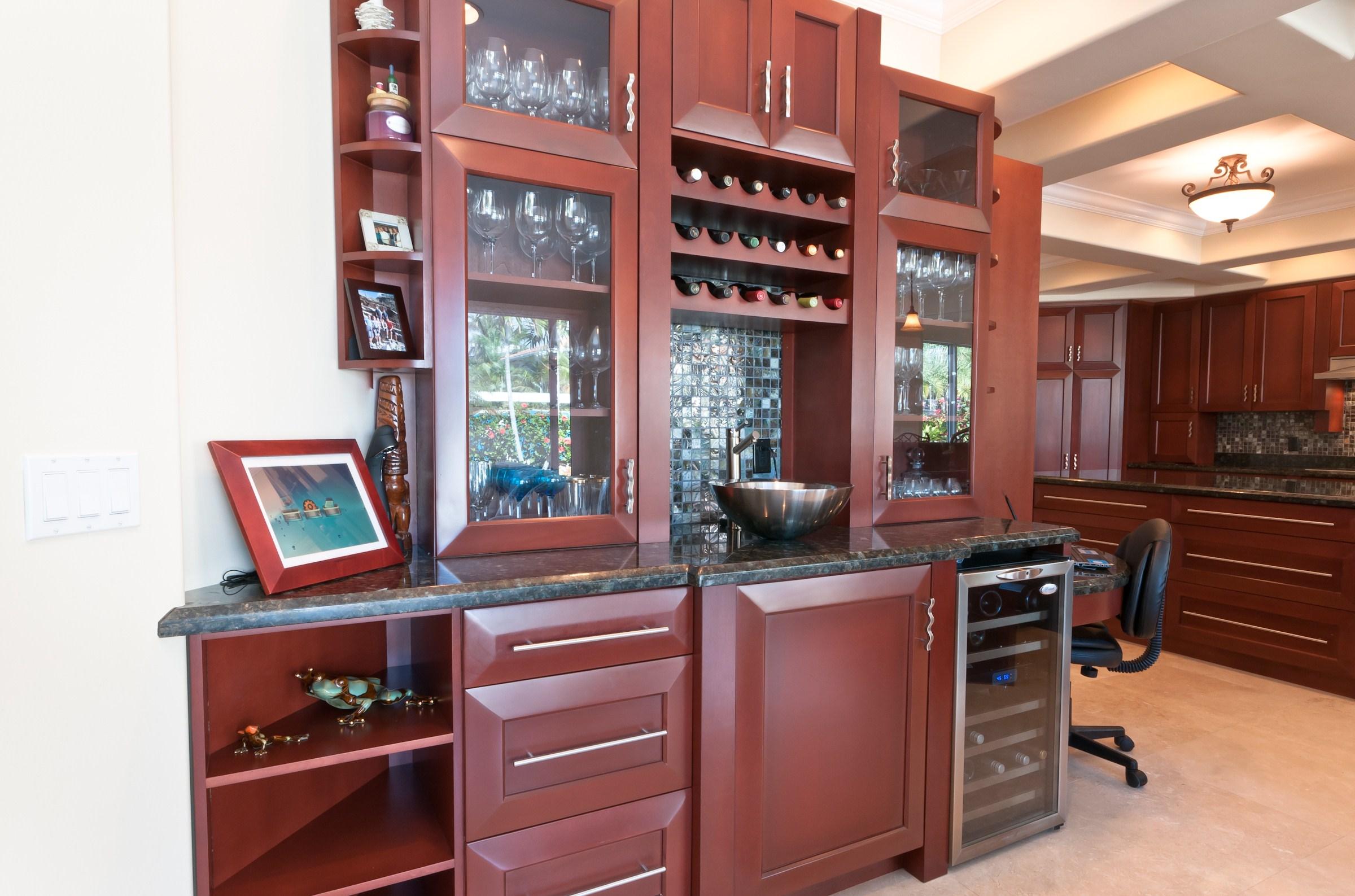 917 Iris Drive Delray Beach, FL 33483 - Photo 45 of 49 Kitchen(4)