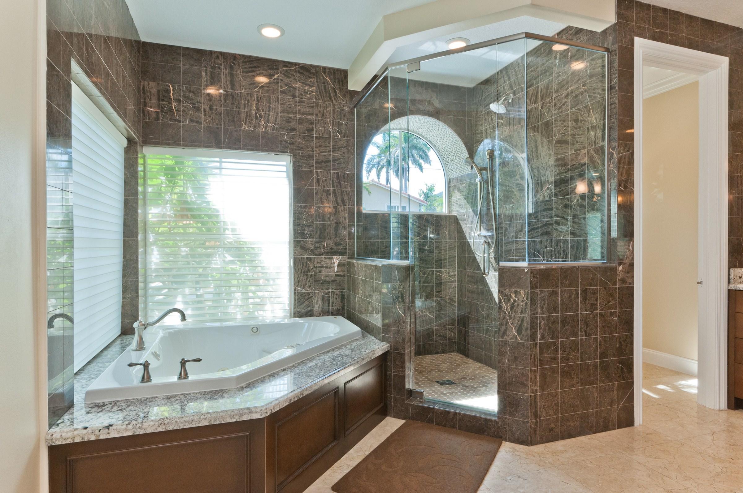 917 Iris Drive Delray Beach, FL 33483 - Photo 46 of 49 Master_Bathroom