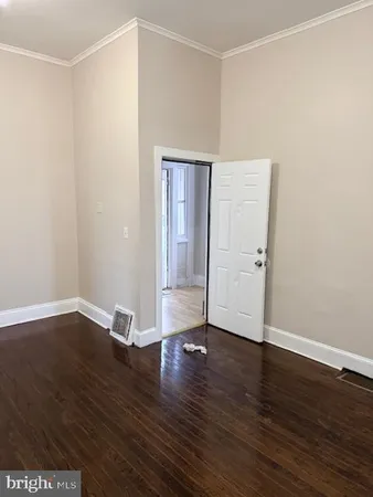 $2,300 | 206 Pennington Avenue, Unit 1, Trenton, NJ 08618