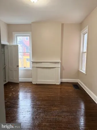 $2,300 | 206 Pennington Avenue, Unit 1, Trenton, NJ 08618