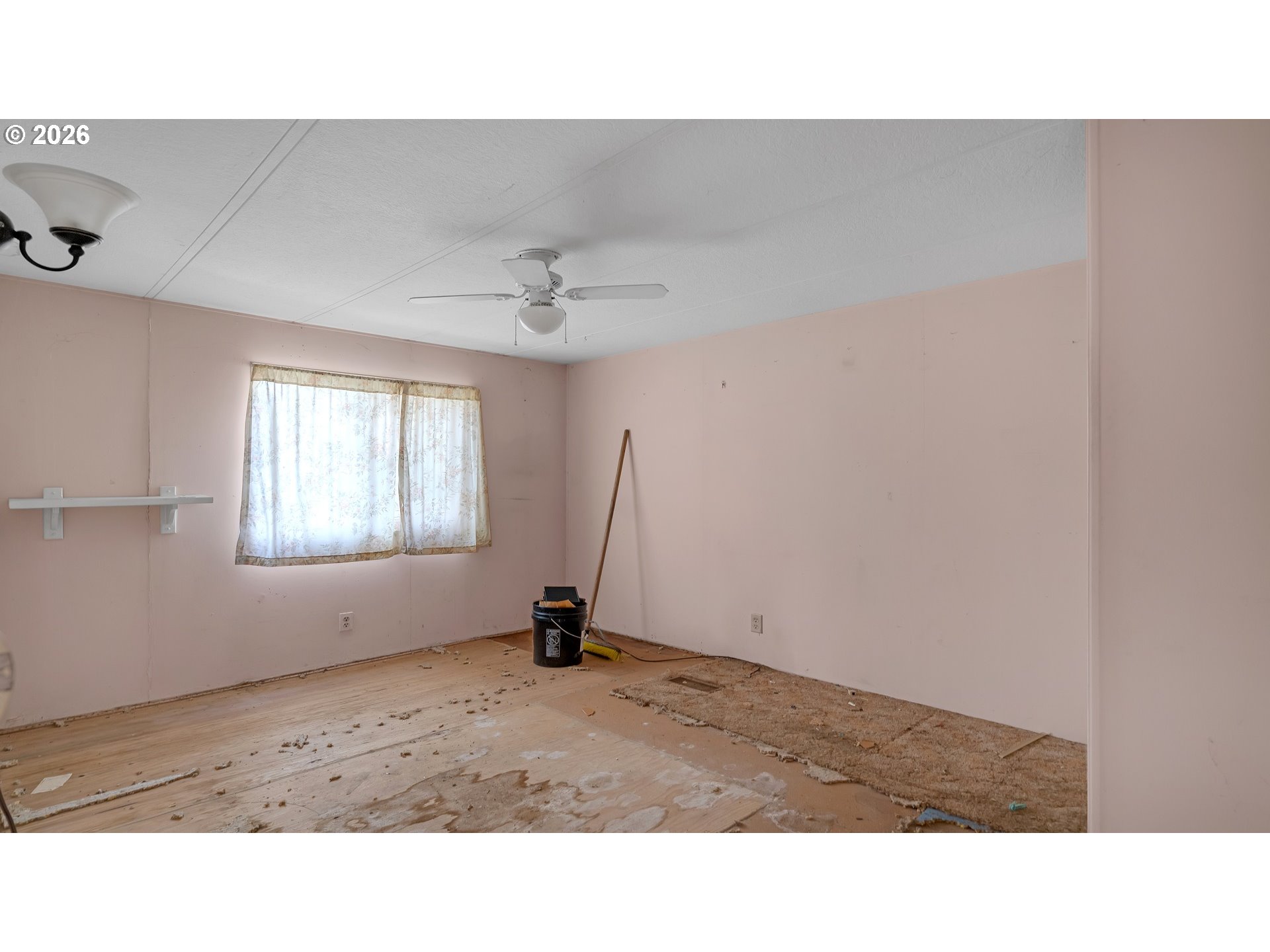 85255 Cloverdale Road Creswell, OR 97426 - Photo 18 of 21 Gallery Image 18