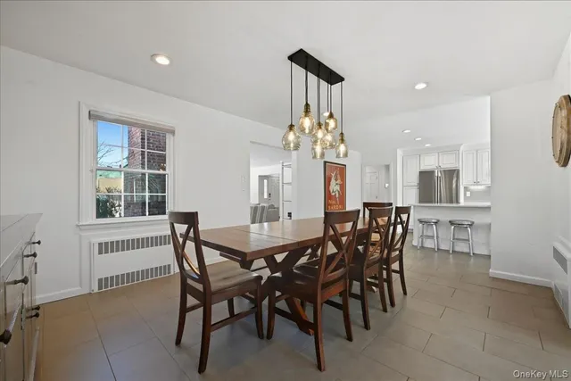 $1,899,000 | 5 Glenwood Lane, Roslyn Heights, NY 11577