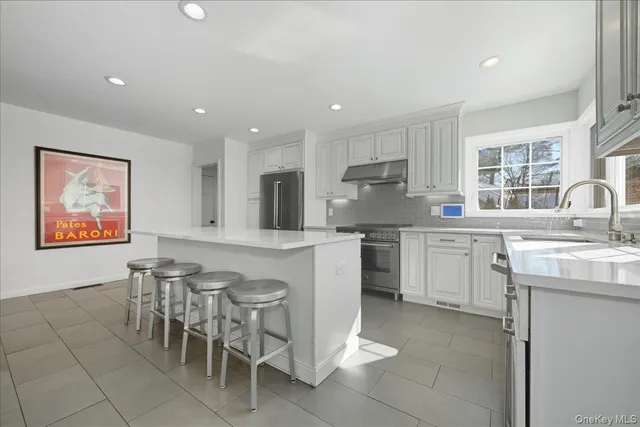 $1,899,000 | 5 Glenwood Lane, Roslyn Heights, NY 11577