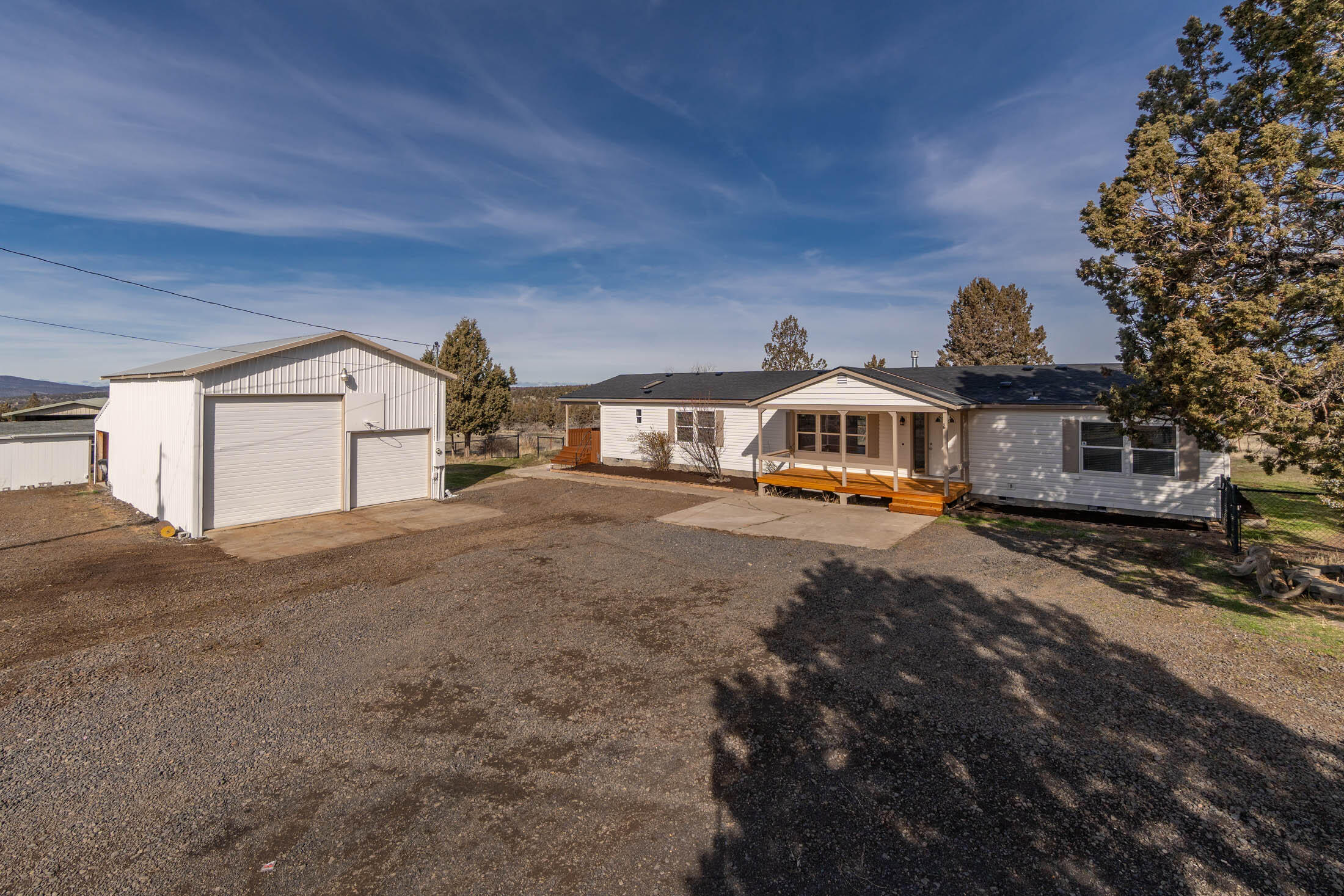 10113 Ridgeview Road Prineville, OR 97754 - Photo 1 of 31 Parking and shop access