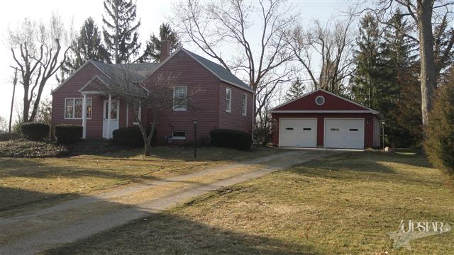 18 Homestead Drive Decatur, IN 46733 - Photo 2 of 16
