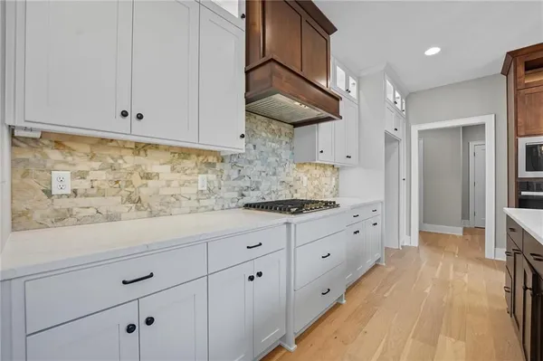 $669,950 | 10407 North Liberty Street, Kansas City, MO 64155