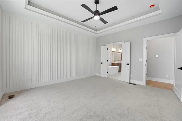 $669,950 | 10407 North Liberty Street, Kansas City, MO 64155