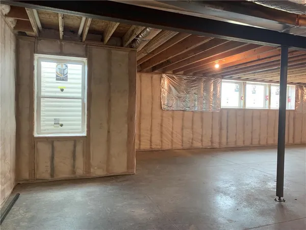 $669,950 | 10407 North Liberty Street, Kansas City, MO 64155