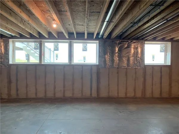 $669,950 | 10407 North Liberty Street, Kansas City, MO 64155