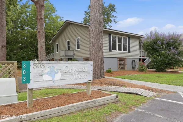 $265,000 | 303 Midyette Street, Unit C14, Oriental, NC 28571