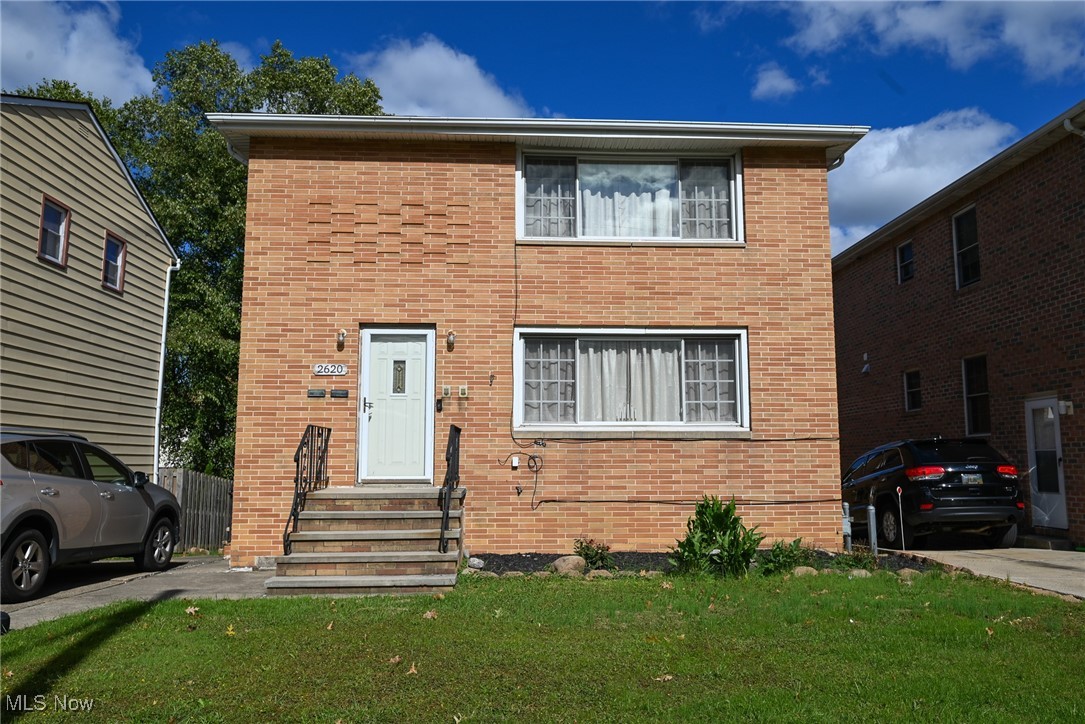 2620 Snow Road Cleveland, OH 44134 - Photo 1 of 29