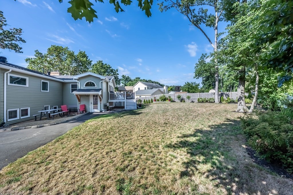 118 Bridle Road Billerica, MA 01821 - Photo 8 of 35 Gallery Image 8