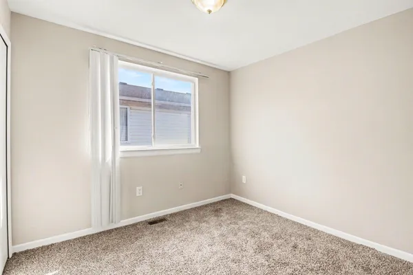 $175,000 | 17245 Martin Road, Roseville, MI 48066