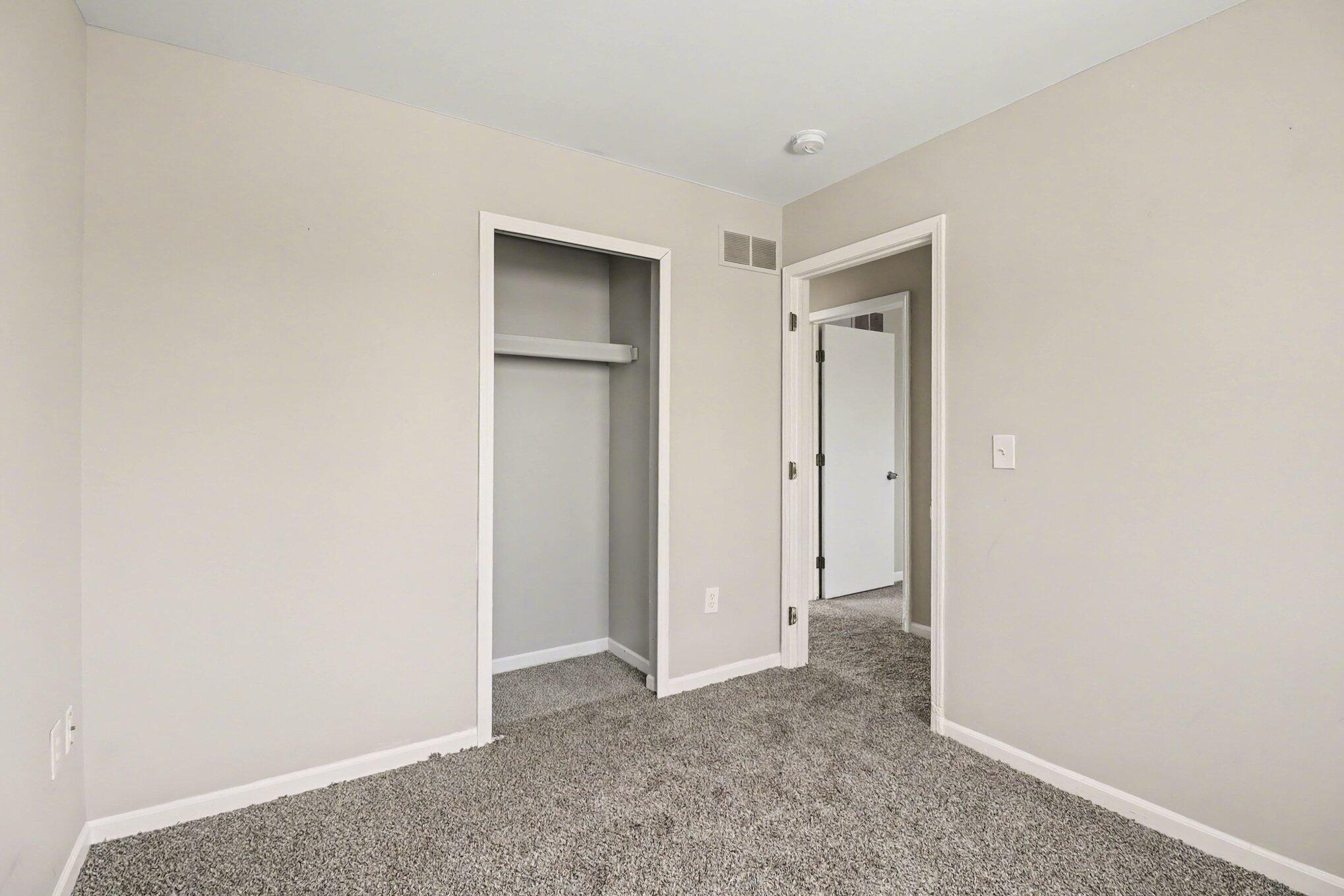 17245 Martin Road Roseville, MI 48066 - Photo 20 of 30 022_file_9712