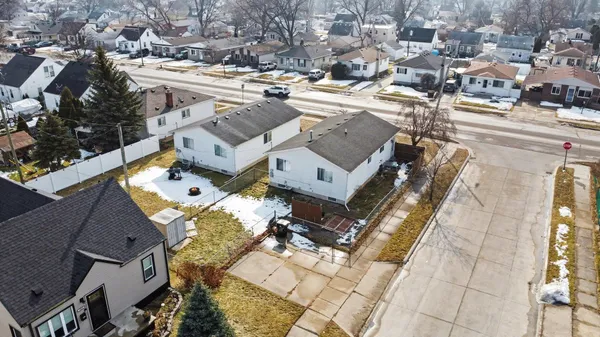 $175,000 | 17245 Martin Road, Roseville, MI 48066
