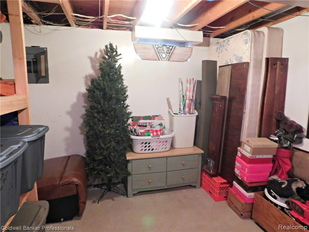 9660 Andersonville Road Clarkston, MI 48346 - Photo 49 of 53 bsmt2.JPG