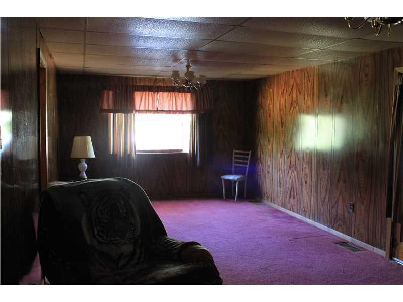 430 Butternut Road Karns City, PA 16041 - Photo 6 of 20 Living Room.